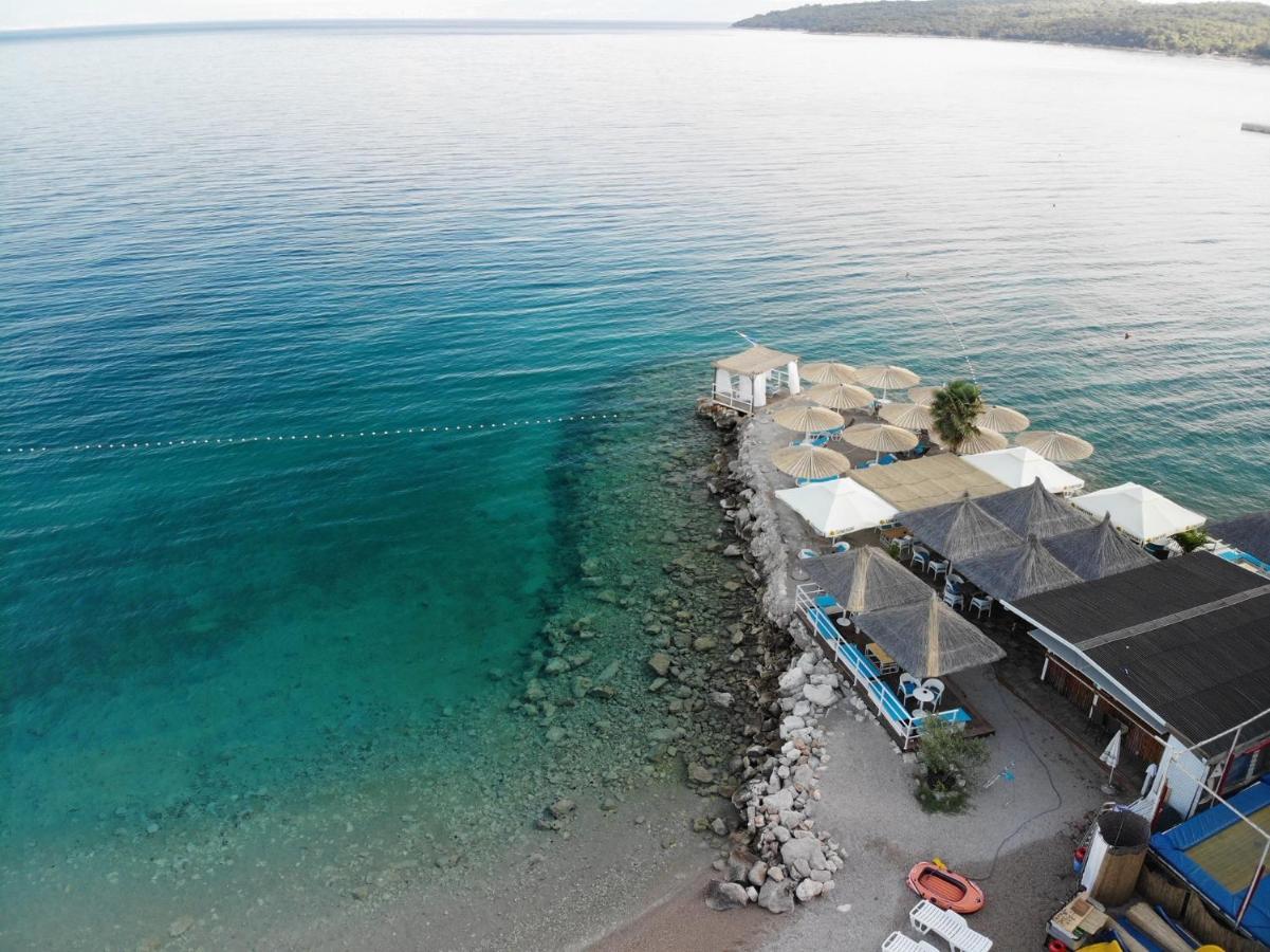 Apartments By The Sea Njivice, Krk - 5296 Buitenkant foto